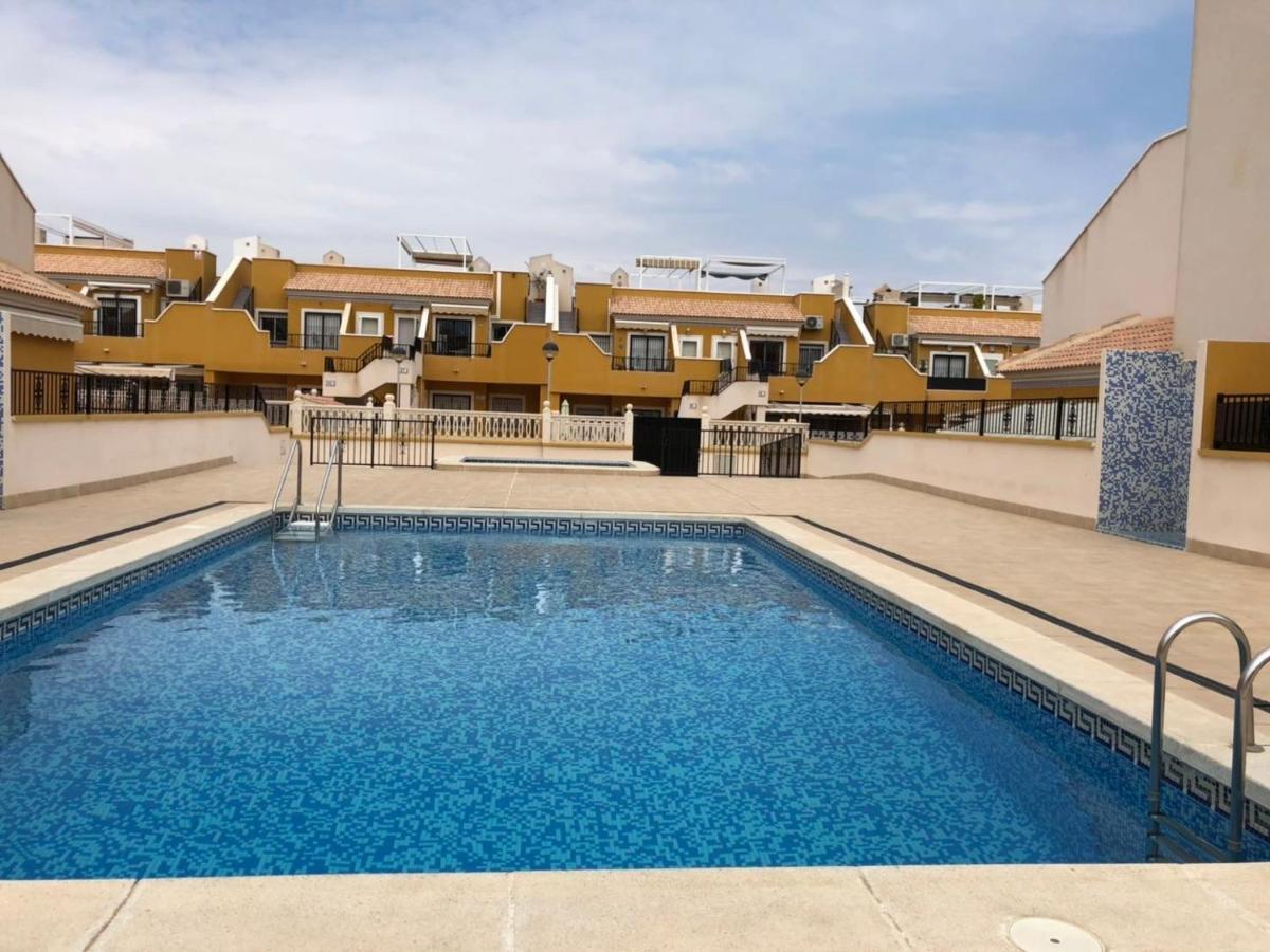 Apartamento Con Terraza 50M2，500M A La Playa Apartman Arenales del Sol Kültér fotó